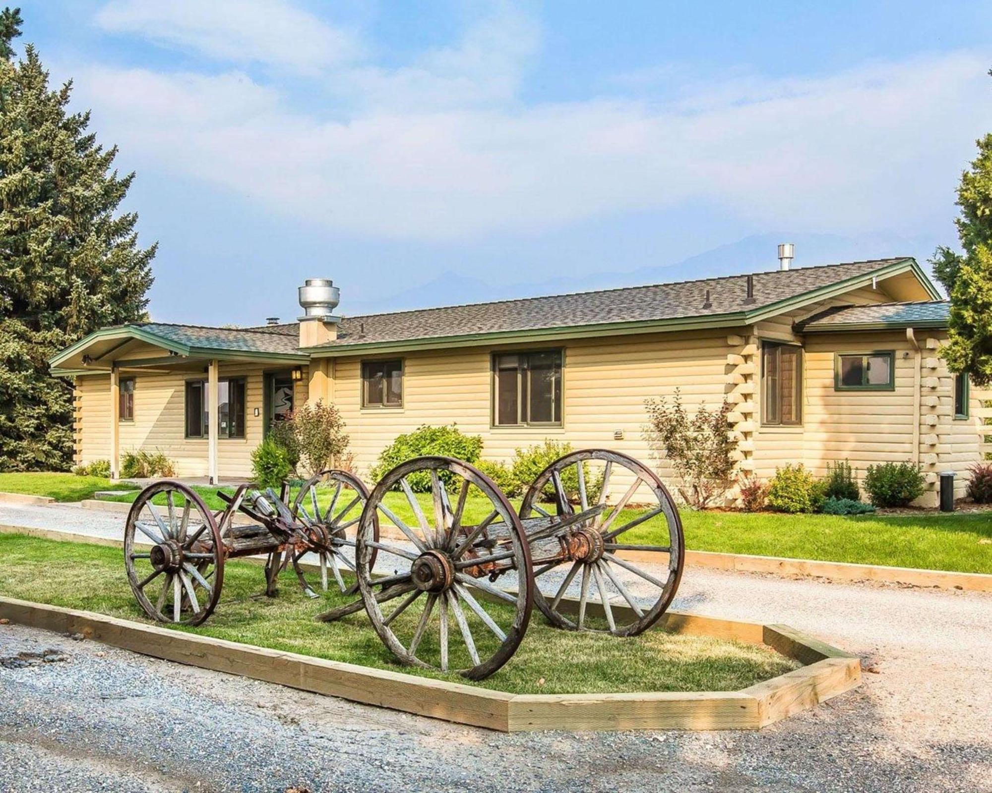 Yellowstone Valley Lodge, Ascend Hotel Collection Pray Exterior foto