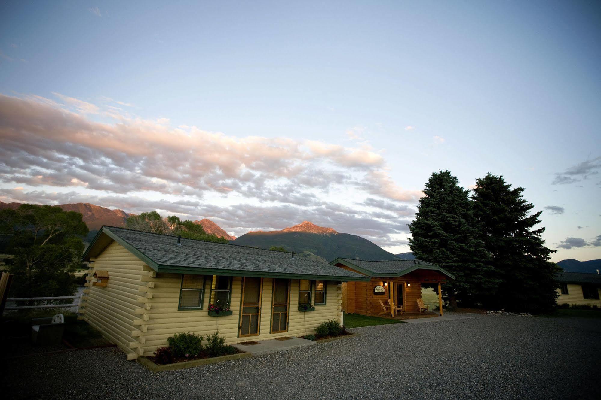 Yellowstone Valley Lodge, Ascend Hotel Collection Pray Exterior foto